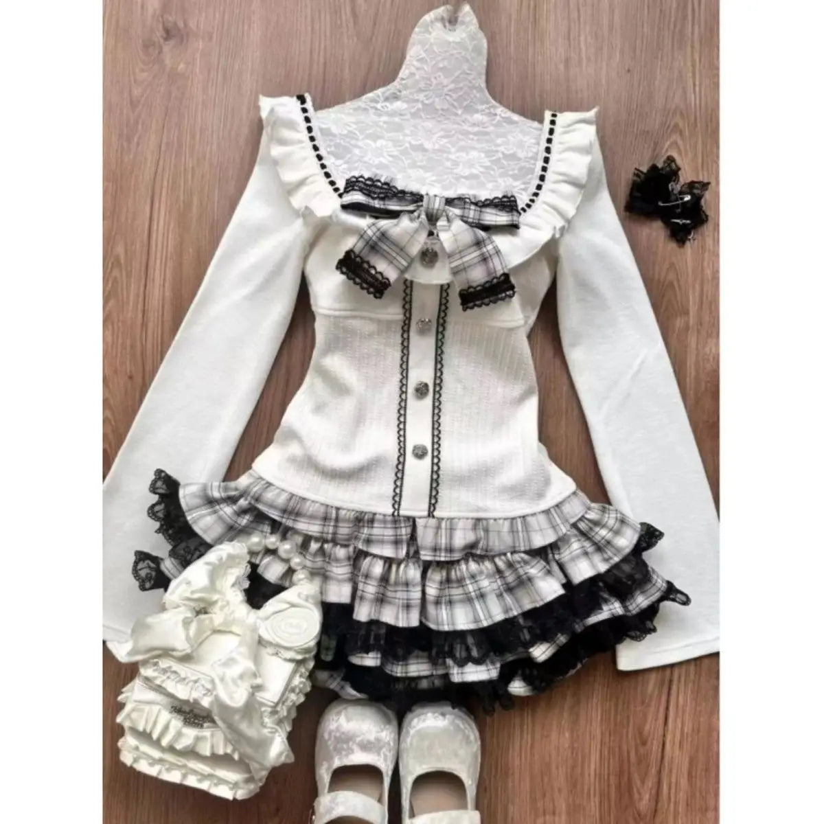 Kawaii Women Two Pieces Set Korean Cute Slim Bow Y2k Aesthetic Crop Top + Fashion Sexy Plaid Lace Patchwork Pleated Mini Skirts