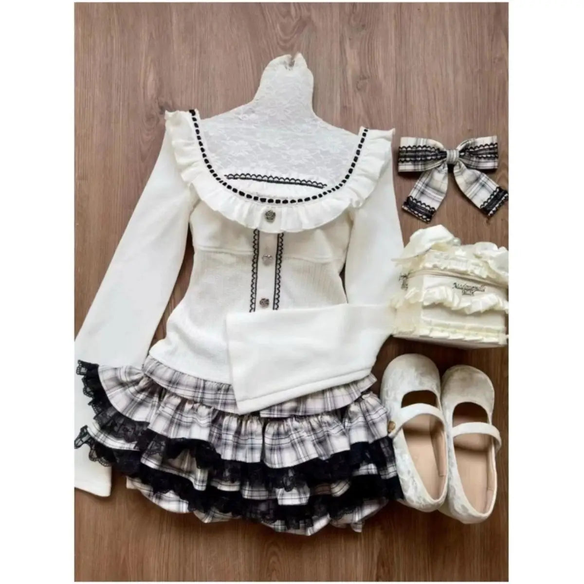 Kawaii Women Two Pieces Set Korean Cute Slim Bow Y2k Aesthetic Crop Top + Fashion Sexy Plaid Lace Patchwork Pleated Mini Skirts