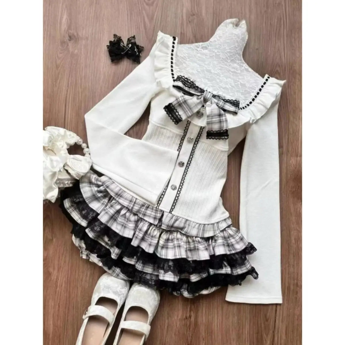 Kawaii Women Two Pieces Set Korean Cute Slim Bow Y2k Aesthetic Crop Top + Fashion Sexy Plaid Lace Patchwork Pleated Mini Skirts